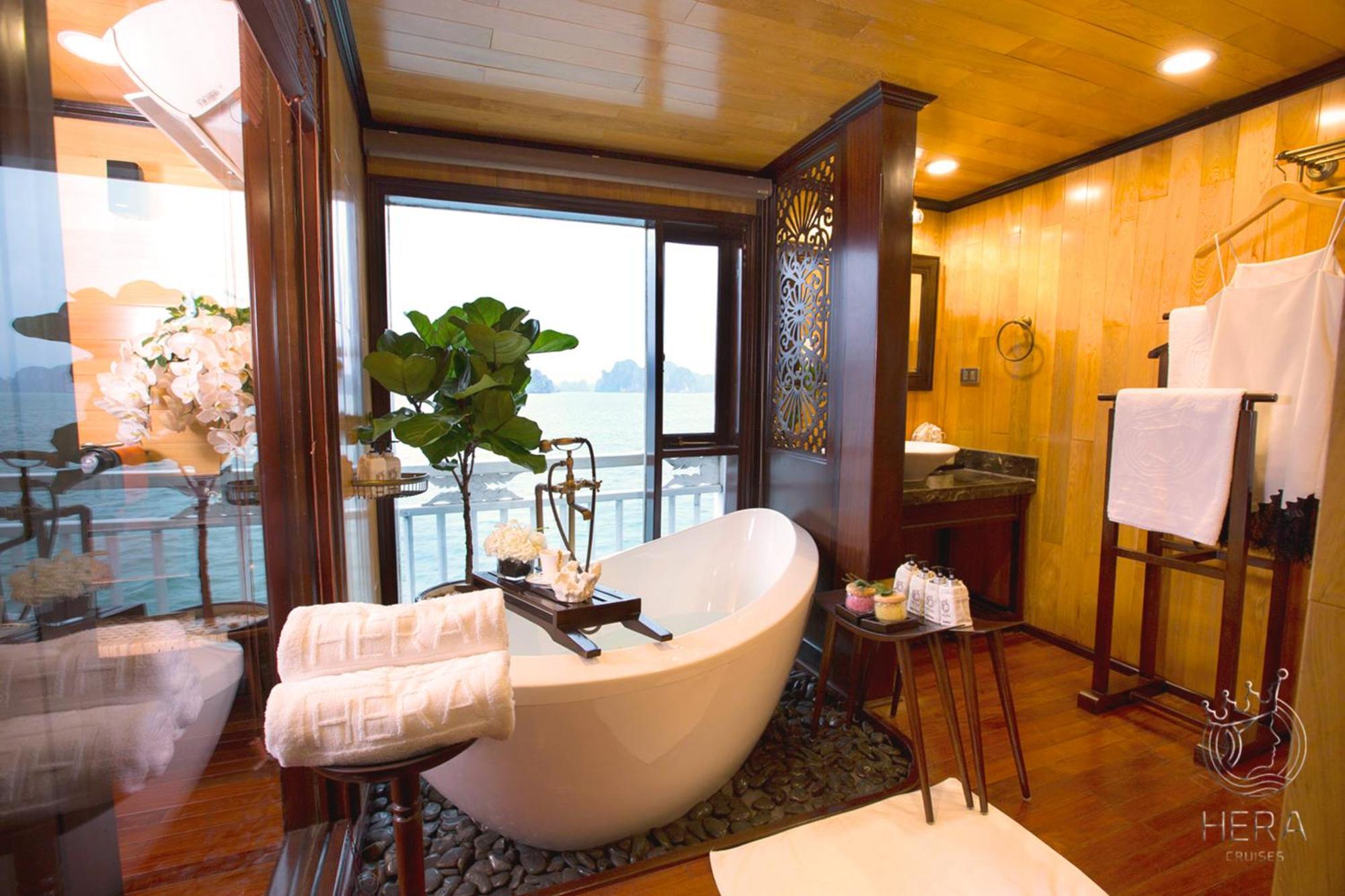 Hera Grand Luxury Cruise Ha Long Zewnętrze zdjęcie