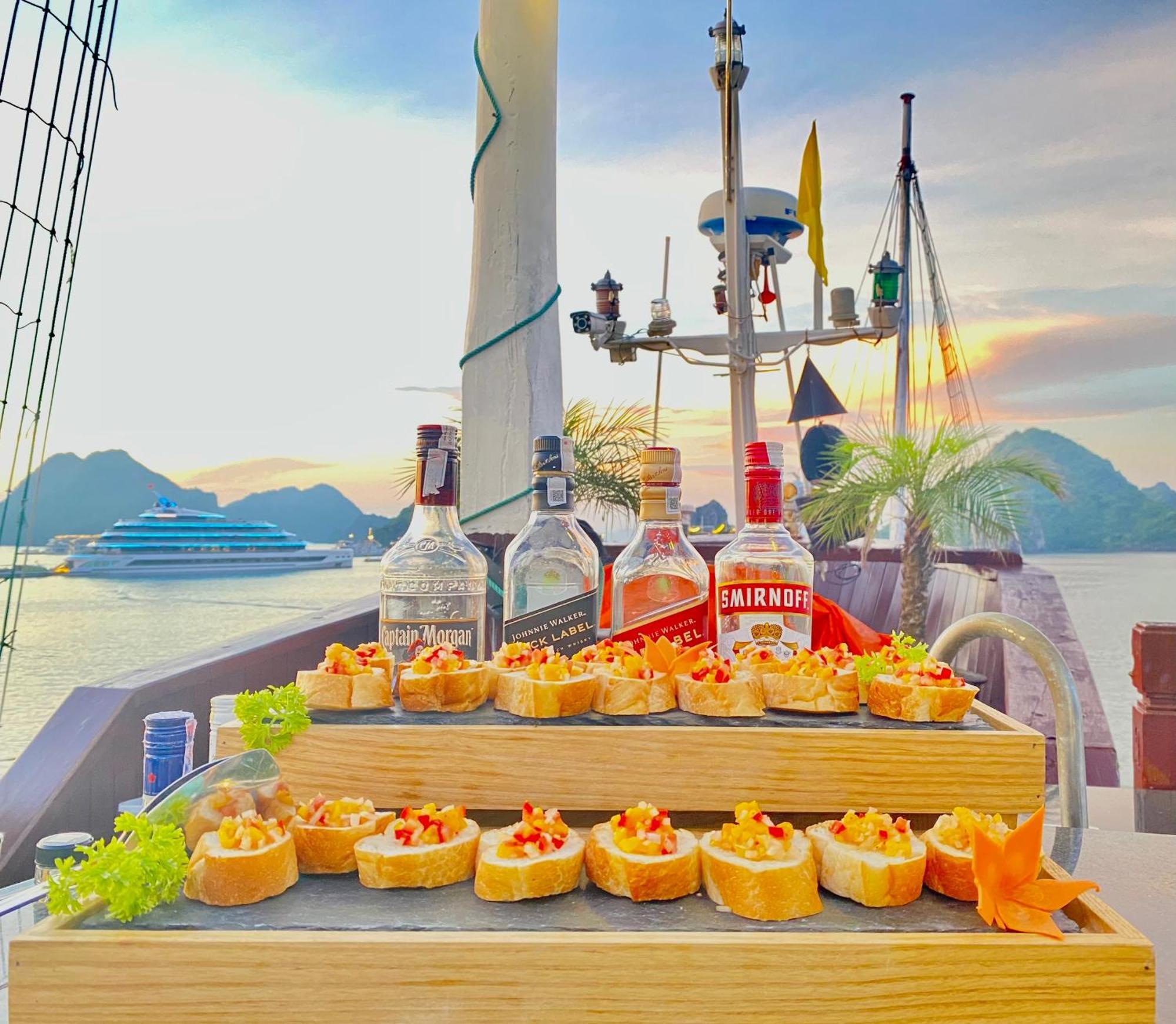 Hera Grand Luxury Cruise Ha Long Zewnętrze zdjęcie