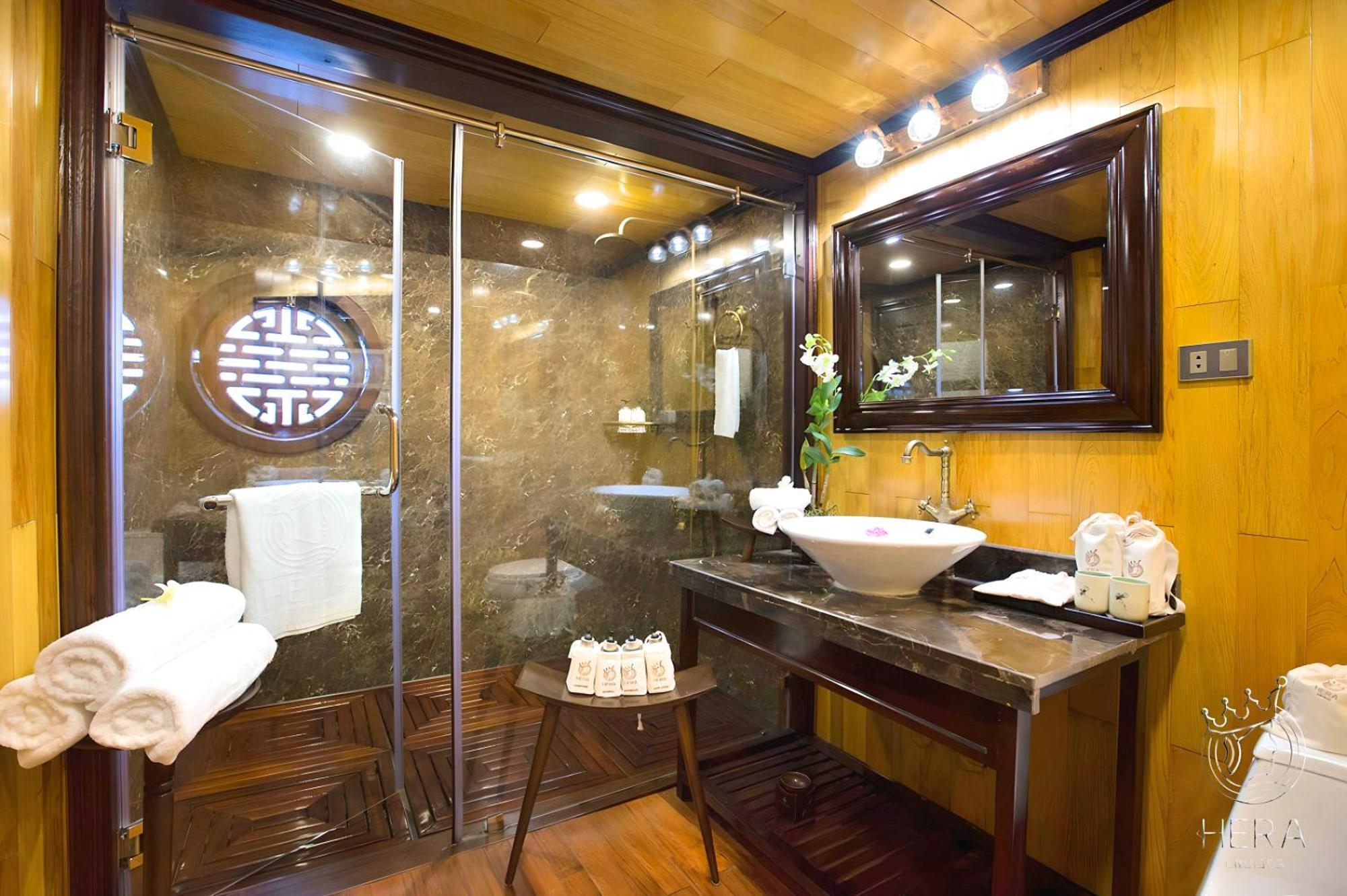 Hera Grand Luxury Cruise Ha Long Zewnętrze zdjęcie