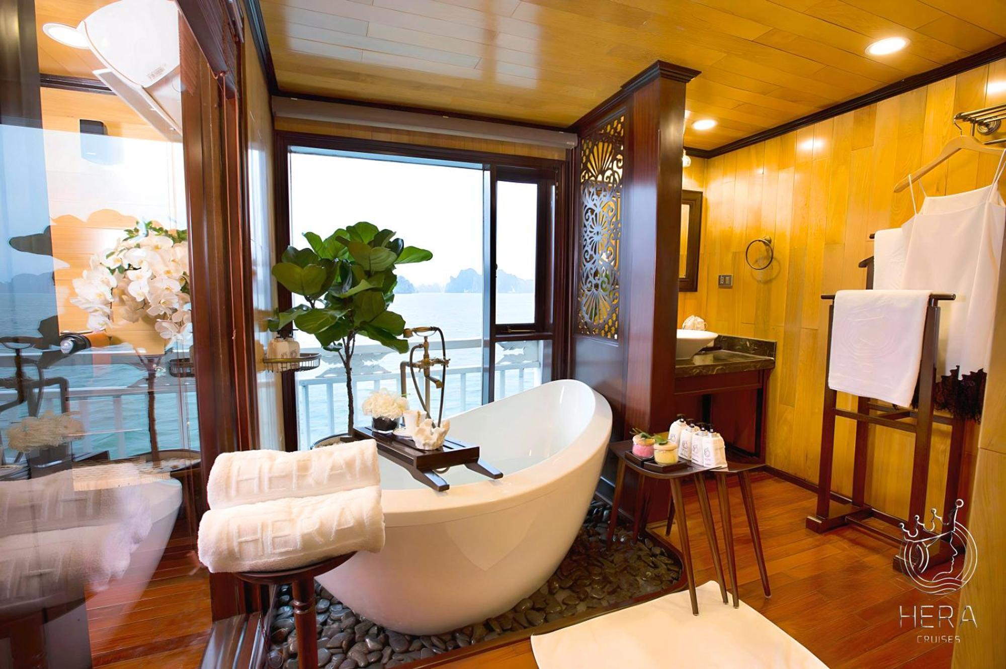Hera Grand Luxury Cruise Ha Long Zewnętrze zdjęcie